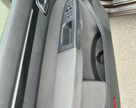 Коричневый Фольксваген Туран, объемом двигателя 1.97 л и пробегом 145 тыс. км за 11900 $, фото 22 на Automoto.ua