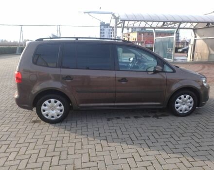 Коричневый Фольксваген Туран, объемом двигателя 0 л и пробегом 259 тыс. км за 9800 $, фото 3 на Automoto.ua