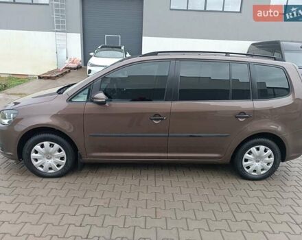 Коричневий Фольксваген Туран, об'ємом двигуна 1.6 л та пробігом 290 тис. км за 10100 $, фото 2 на Automoto.ua
