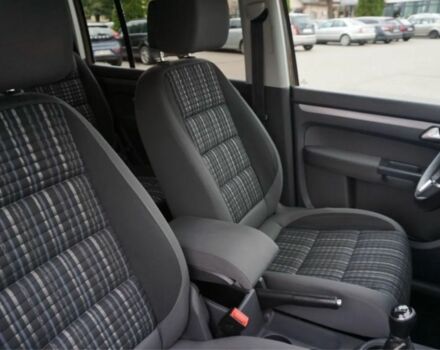 Коричневий Фольксваген Туран, об'ємом двигуна 2 л та пробігом 239 тис. км за 5800 $, фото 16 на Automoto.ua