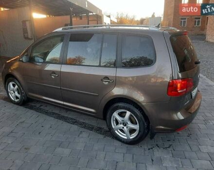 Коричневый Фольксваген Туран, объемом двигателя 1.6 л и пробегом 209 тыс. км за 10500 $, фото 7 на Automoto.ua
