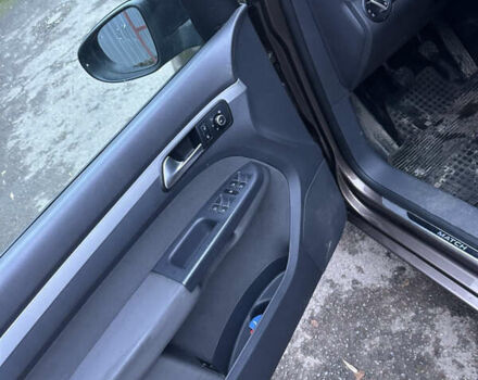 Коричневий Фольксваген Туран, об'ємом двигуна 1.39 л та пробігом 270 тис. км за 8700 $, фото 11 на Automoto.ua