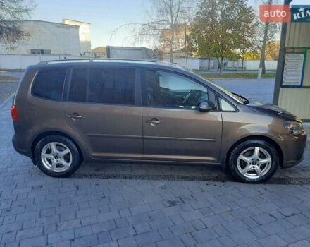 Коричневый Фольксваген Туран, объемом двигателя 1.6 л и пробегом 209 тыс. км за 10500 $, фото 9 на Automoto.ua