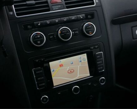 Коричневий Фольксваген Туран, об'ємом двигуна 2 л та пробігом 239 тис. км за 5800 $, фото 22 на Automoto.ua