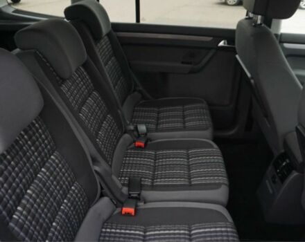 Коричневий Фольксваген Туран, об'ємом двигуна 2 л та пробігом 239 тис. км за 5800 $, фото 17 на Automoto.ua