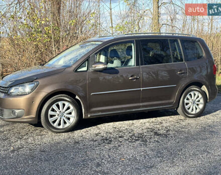 Коричневый Фольксваген Туран, объемом двигателя 1.6 л и пробегом 277 тыс. км за 10600 $, фото 3 на Automoto.ua