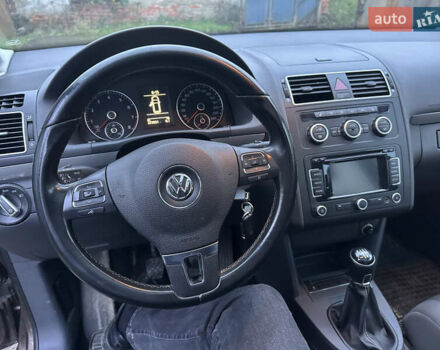 Коричневий Фольксваген Туран, об'ємом двигуна 1.39 л та пробігом 270 тис. км за 8700 $, фото 12 на Automoto.ua
