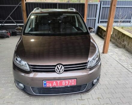 Коричневый Фольксваген Туран, объемом двигателя 2 л и пробегом 227 тыс. км за 13900 $, фото 1 на Automoto.ua