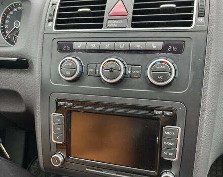 Коричневый Фольксваген Туран, объемом двигателя 1.97 л и пробегом 145 тыс. км за 11900 $, фото 19 на Automoto.ua