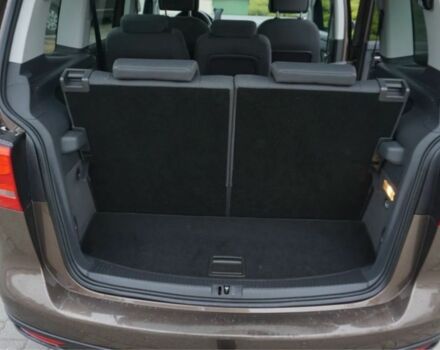 Коричневий Фольксваген Туран, об'ємом двигуна 2 л та пробігом 239 тис. км за 5800 $, фото 20 на Automoto.ua