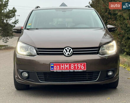 Коричневий Фольксваген Туран, об'ємом двигуна 1.6 л та пробігом 207 тис. км за 11950 $, фото 1 на Automoto.ua