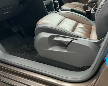 Коричневий Фольксваген Туран, об'ємом двигуна 2 л та пробігом 227 тис. км за 13500 $, фото 16 на Automoto.ua