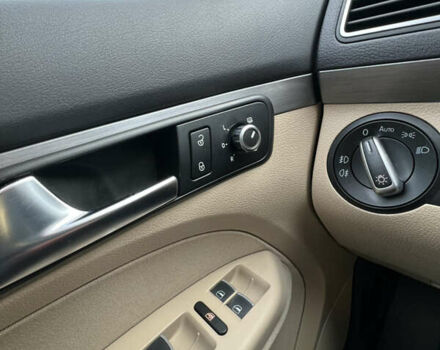 Коричневий Фольксваген Туран, об'ємом двигуна 1.4 л та пробігом 192 тис. км за 10100 $, фото 56 на Automoto.ua