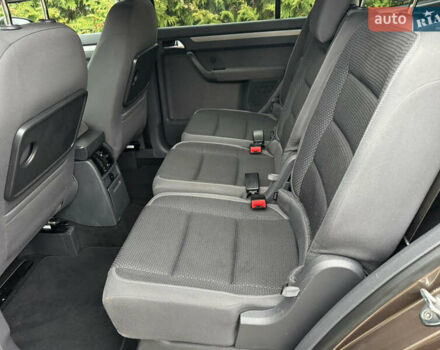 Коричневий Фольксваген Туран, об'ємом двигуна 1.6 л та пробігом 207 тис. км за 11950 $, фото 21 на Automoto.ua