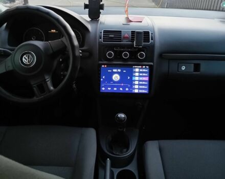 Коричневый Фольксваген Туран, объемом двигателя 1.6 л и пробегом 249 тыс. км за 13000 $, фото 11 на Automoto.ua