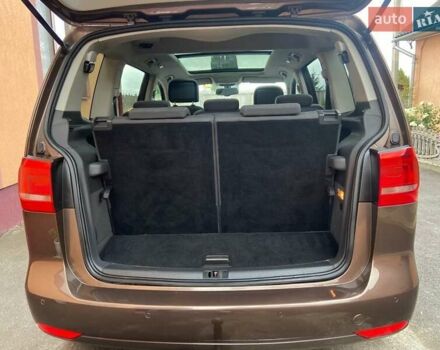 Коричневий Фольксваген Туран, об'ємом двигуна 2 л та пробігом 235 тис. км за 12200 $, фото 34 на Automoto.ua