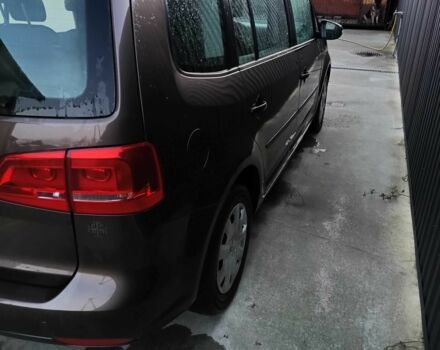 Коричневый Фольксваген Туран, объемом двигателя 1.6 л и пробегом 249 тыс. км за 13000 $, фото 3 на Automoto.ua