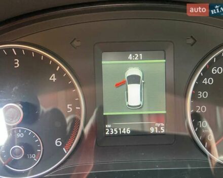 Коричневий Фольксваген Туран, об'ємом двигуна 2 л та пробігом 235 тис. км за 12200 $, фото 35 на Automoto.ua