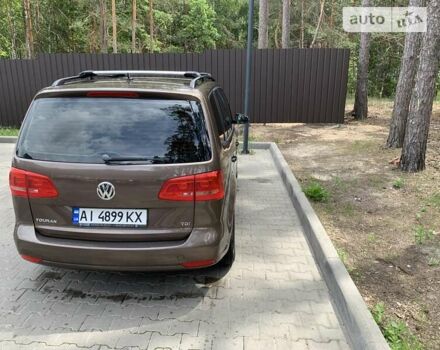 Коричневый Фольксваген Туран, объемом двигателя 1.6 л и пробегом 182 тыс. км за 15000 $, фото 4 на Automoto.ua