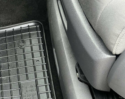 Коричневый Фольксваген Туран, объемом двигателя 2 л и пробегом 171 тыс. км за 14799 $, фото 61 на Automoto.ua