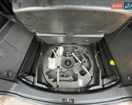 Коричневый Фольксваген Туран, объемом двигателя 2 л и пробегом 171 тыс. км за 14799 $, фото 74 на Automoto.ua