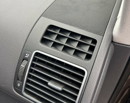 Коричневый Фольксваген Туран, объемом двигателя 2 л и пробегом 171 тыс. км за 14799 $, фото 46 на Automoto.ua