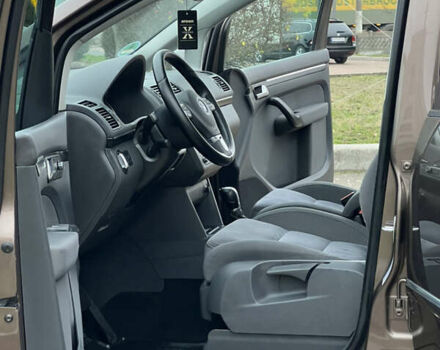 Коричневый Фольксваген Туран, объемом двигателя 2 л и пробегом 171 тыс. км за 14799 $, фото 25 на Automoto.ua