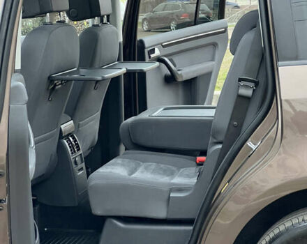 Коричневый Фольксваген Туран, объемом двигателя 2 л и пробегом 171 тыс. км за 14799 $, фото 24 на Automoto.ua