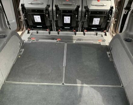 Коричневый Фольксваген Туран, объемом двигателя 1.6 л и пробегом 182 тыс. км за 15000 $, фото 6 на Automoto.ua