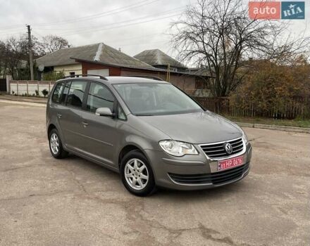 Коричневий Фольксваген Туран, об'ємом двигуна 1.4 л та пробігом 190 тис. км за 7333 $, фото 1 на Automoto.ua