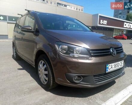 Коричневий Фольксваген Туран, об'ємом двигуна 2 л та пробігом 242 тис. км за 11200 $, фото 1 на Automoto.ua