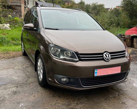Коричневий Фольксваген Туран, об'ємом двигуна 1.6 л та пробігом 225 тис. км за 9500 $, фото 1 на Automoto.ua