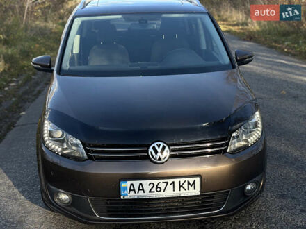 Коричневый Фольксваген Туран, объемом двигателя 1.6 л и пробегом 277 тыс. км за 10600 $, фото 1 на Automoto.ua