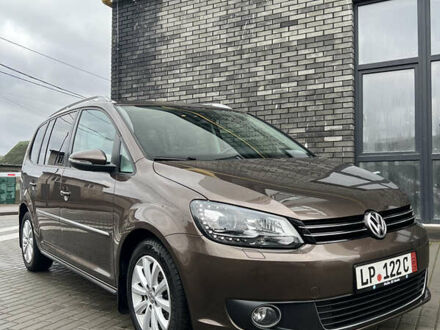 Коричневый Фольксваген Туран, объемом двигателя 2 л и пробегом 227 тыс. км за 13500 $, фото 1 на Automoto.ua