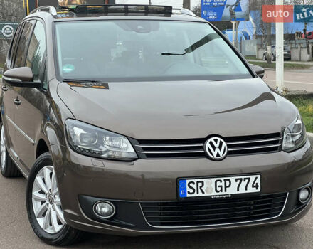 Коричневый Фольксваген Туран, объемом двигателя 2 л и пробегом 171 тыс. км за 14799 $, фото 1 на Automoto.ua