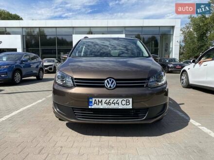 Фольксваген Туран 2015 в Житомире на Automoto.ua Коричневый Фольксваген Туран, объемом двигателя 1.6 л и пробегом 78 тыс. км за 16500 $, фото 1 на Automoto.ua