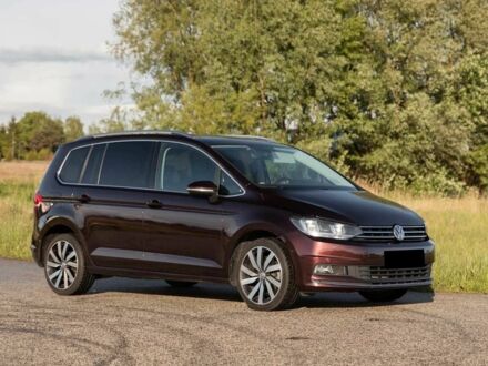 Фольксваген Туран 2019 в Тернополе на Automoto.ua Коричневый Фольксваген Туран, объемом двигателя 1.5 л и пробегом 41 тыс. км за 11000 $, фото 1 на Automoto.ua