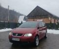 Червоний Фольксваген Туран, об'ємом двигуна 1.9 л та пробігом 340 тис. км за 4750 $, фото 1 на Automoto.ua