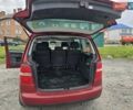 Червоний Фольксваген Туран, об'ємом двигуна 1.97 л та пробігом 387 тис. км за 4900 $, фото 13 на Automoto.ua