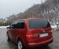 Червоний Фольксваген Туран, об'ємом двигуна 1.9 л та пробігом 340 тис. км за 4750 $, фото 4 на Automoto.ua