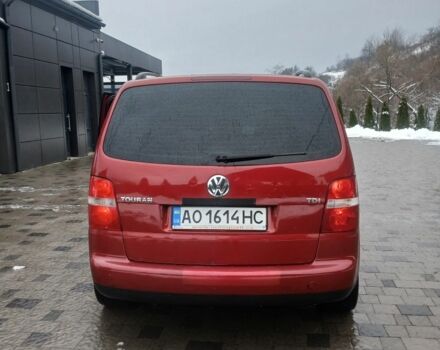 Червоний Фольксваген Туран, об'ємом двигуна 1.9 л та пробігом 340 тис. км за 4750 $, фото 9 на Automoto.ua
