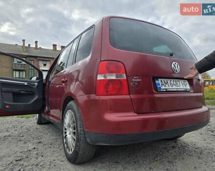 Червоний Фольксваген Туран, об'ємом двигуна 1.97 л та пробігом 387 тис. км за 4900 $, фото 7 на Automoto.ua