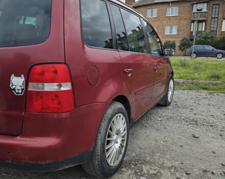 Красный Фольксваген Туран, объемом двигателя 2 л и пробегом 378 тыс. км за 4800 $, фото 20 на Automoto.ua