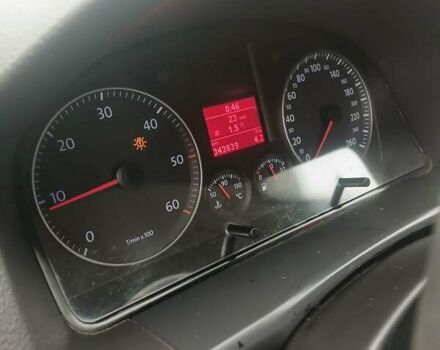 Червоний Фольксваген Туран, об'ємом двигуна 1.9 л та пробігом 340 тис. км за 4750 $, фото 5 на Automoto.ua