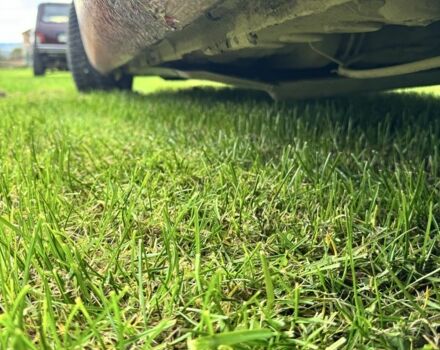 Красный Фольксваген Туран, объемом двигателя 1.6 л и пробегом 260 тыс. км за 6200 $, фото 5 на Automoto.ua