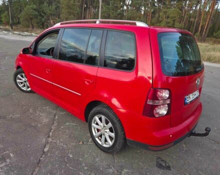 Красный Фольксваген Туран, объемом двигателя 2 л и пробегом 340 тыс. км за 4200 $, фото 13 на Automoto.ua