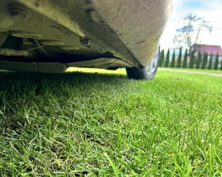 Красный Фольксваген Туран, объемом двигателя 1.6 л и пробегом 260 тыс. км за 6200 $, фото 6 на Automoto.ua