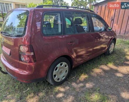 Червоний Фольксваген Туран, об'ємом двигуна 1.6 л та пробігом 221 тис. км за 6200 $, фото 6 на Automoto.ua