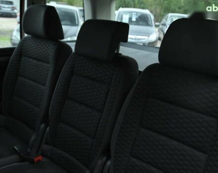 Красный Фольксваген Туран, объемом двигателя 1.4 л и пробегом 193 тыс. км за 6500 $, фото 26 на Automoto.ua