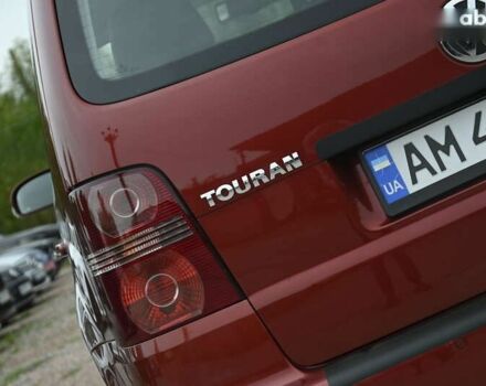 Красный Фольксваген Туран, объемом двигателя 1.4 л и пробегом 193 тыс. км за 6500 $, фото 9 на Automoto.ua